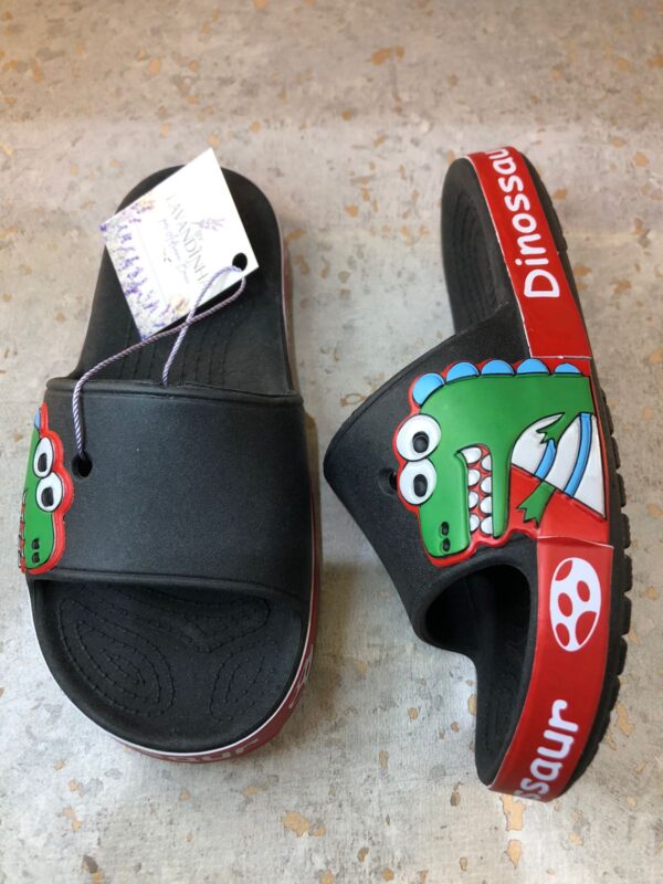 Chinelo na cor preto